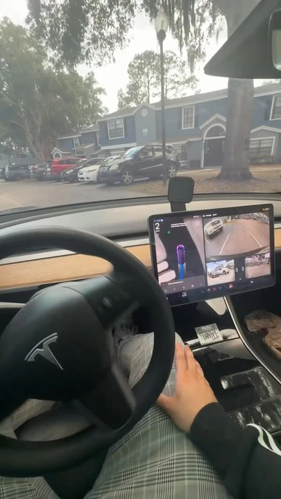 2020 Tesla Model 3 - Image 12 of 12