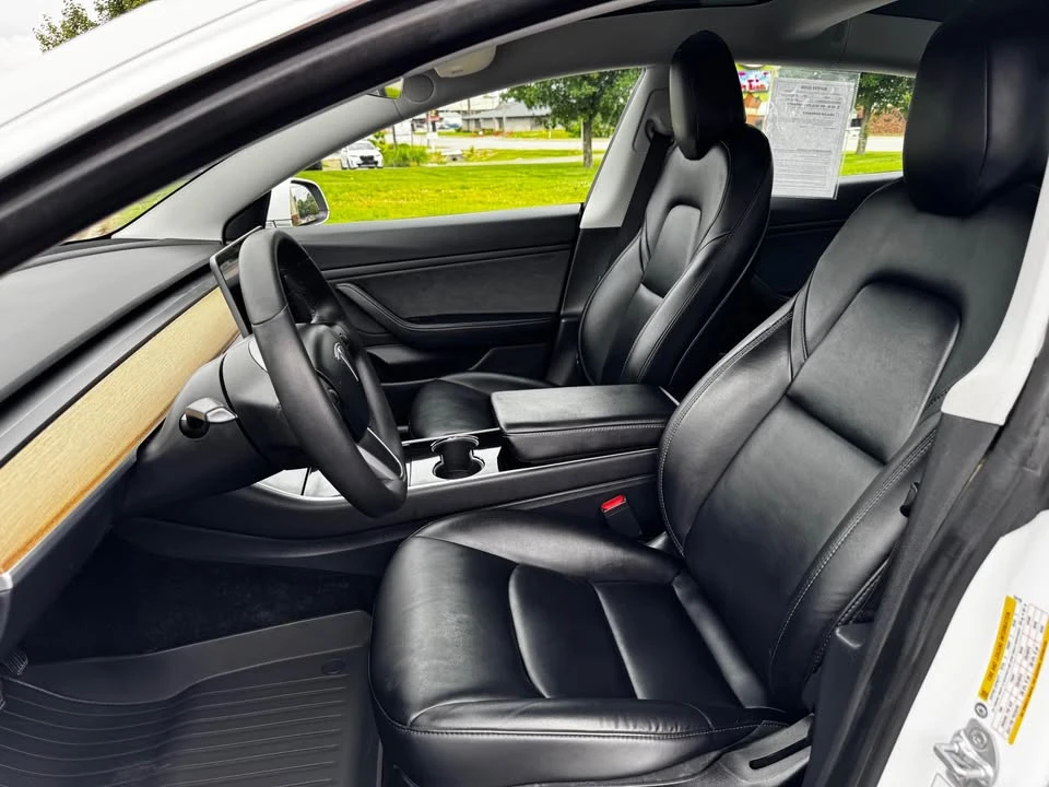 2020 Tesla Model 3 - Image 5 of 12