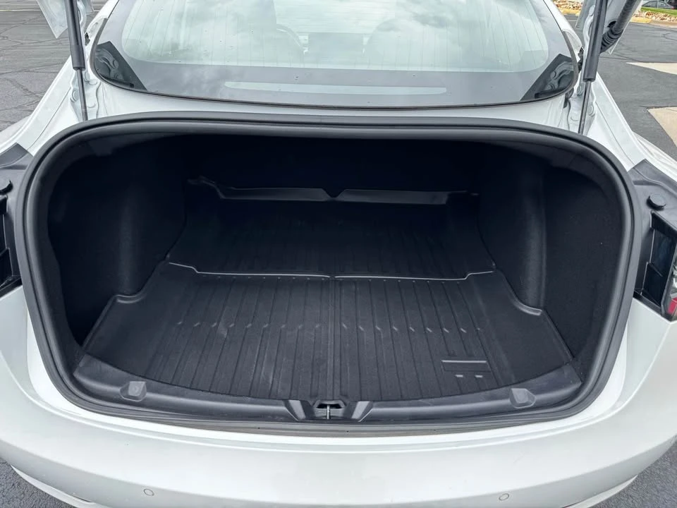 2020 Tesla Model 3 - Image 10 of 12