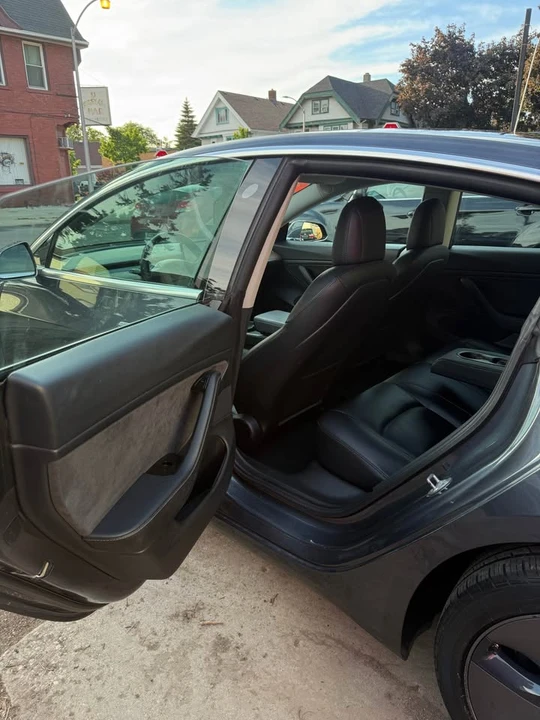 2020 Tesla Model 3 - Image 12 of 19