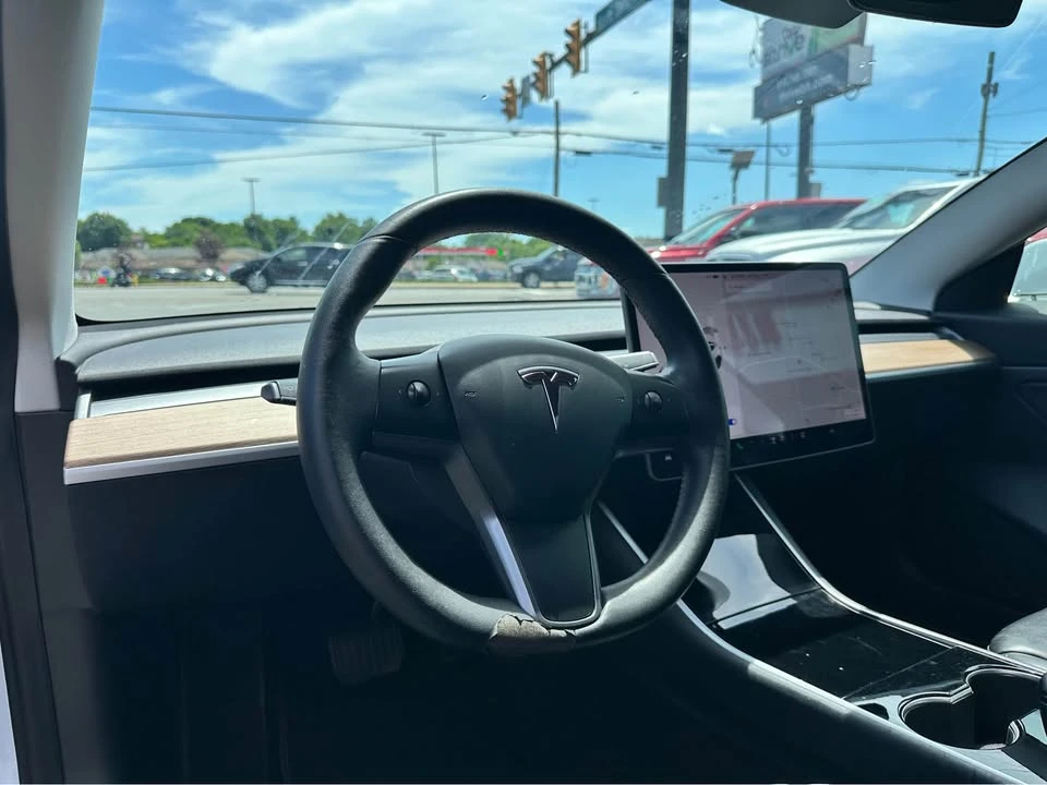 2020 Tesla Model 3 - Image 10 of 19