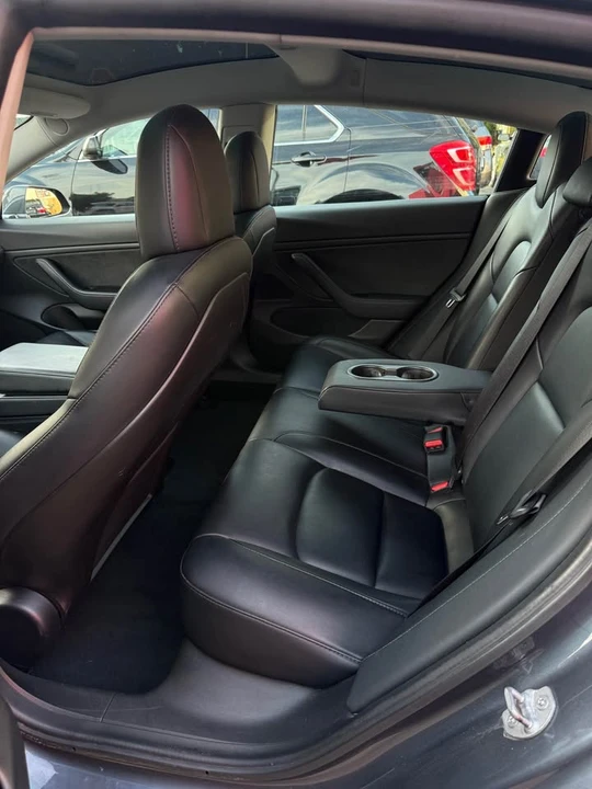2020 Tesla Model 3 - Image 11 of 19