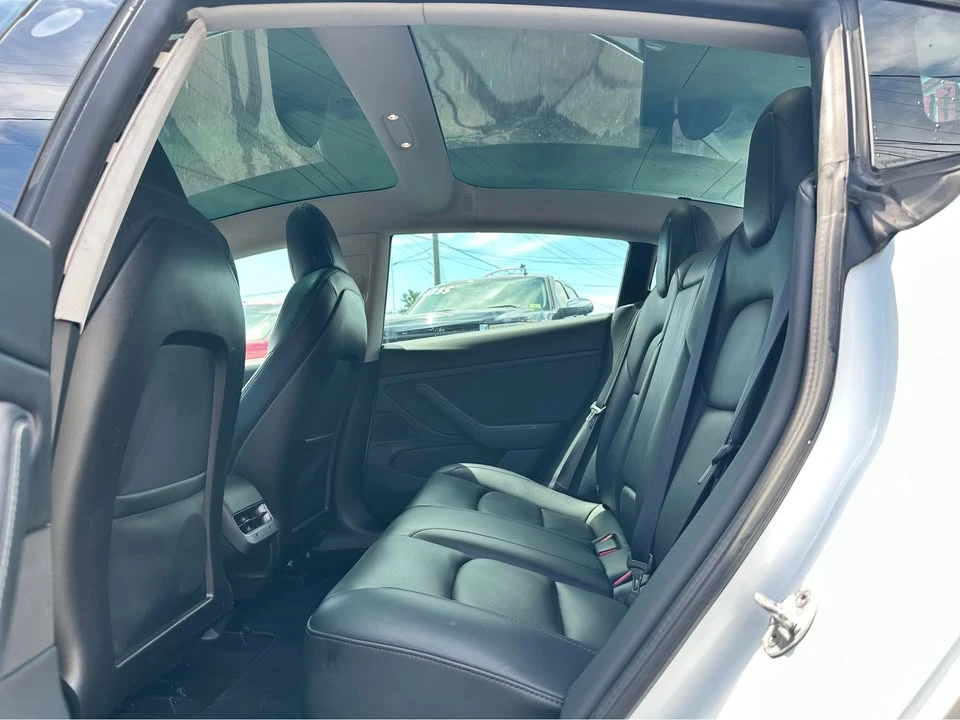 2020 Tesla Model 3 - Image 11 of 19