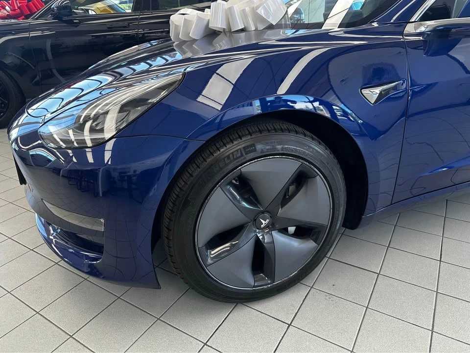 2020 Tesla Model 3 - Image 9 of 14
