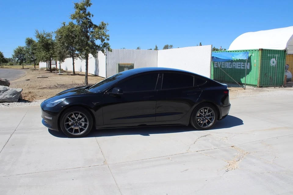 2020 Tesla Model 3 - Image 5 of 14
