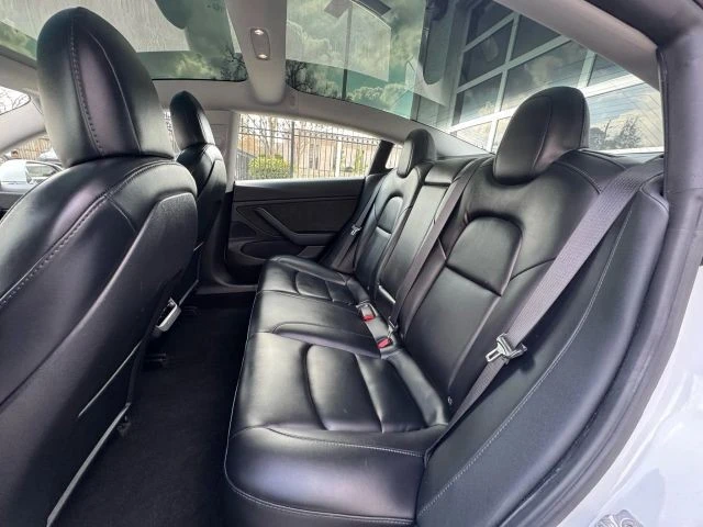 2020 Tesla Model 3 - Image 18 of 21
