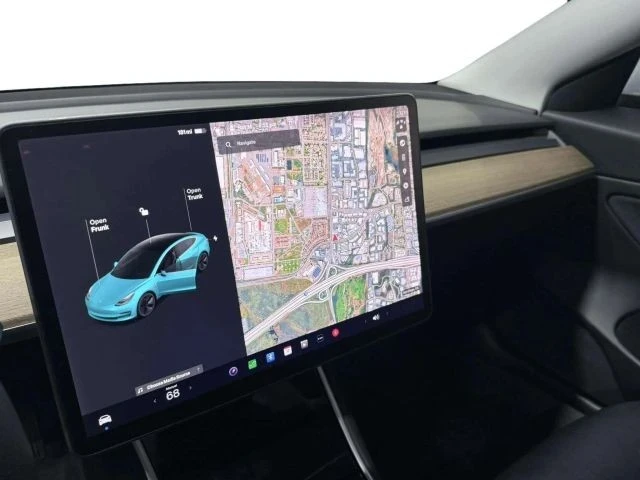 2020 Tesla Model 3 - Image 19 of 20