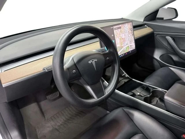 2020 Tesla Model 3 - Image 15 of 20