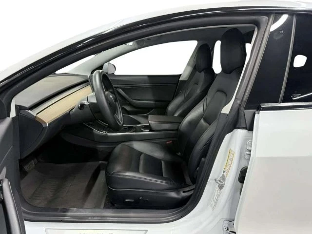 2020 Tesla Model 3 - Image 10 of 20