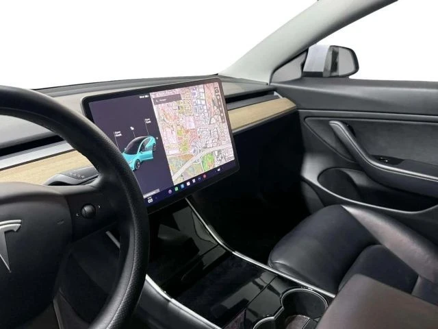 2020 Tesla Model 3 - Image 16 of 20
