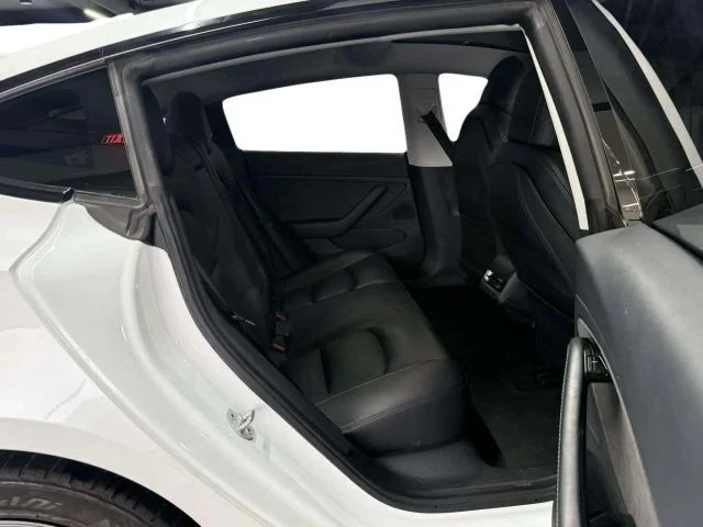 2020 Tesla Model 3 - Image 13 of 20