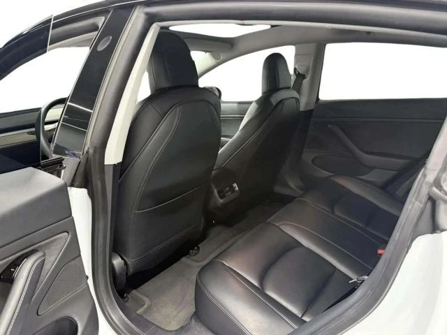 2020 Tesla Model 3 - Image 14 of 20