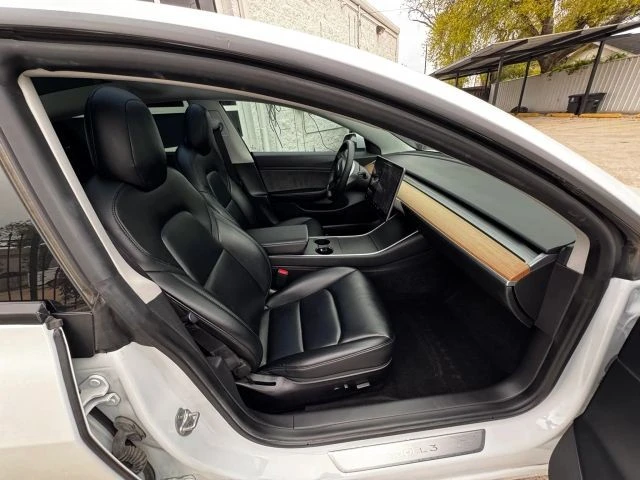 2020 Tesla Model 3 - Image 10 of 21