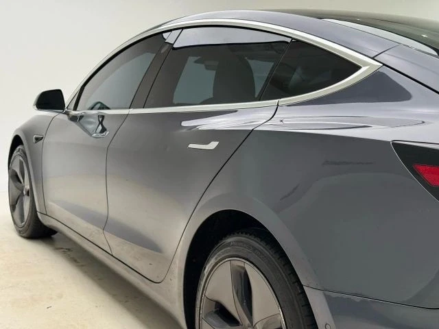 2020 Tesla Model 3 - Image 14 of 20