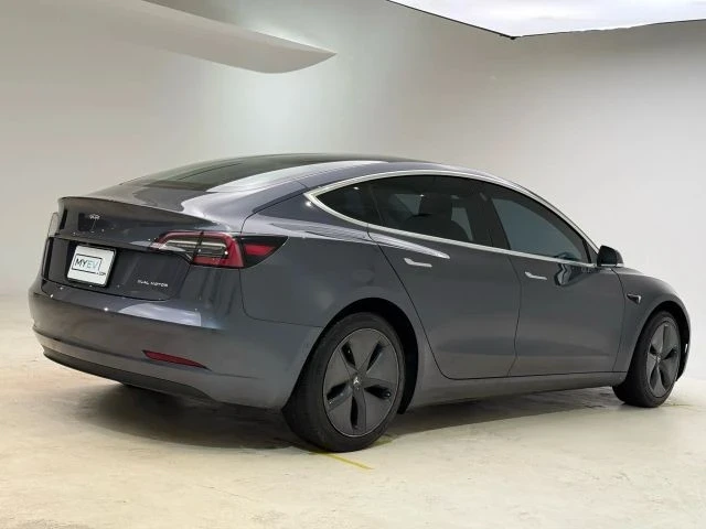2020 Tesla Model 3 - Image 10 of 20
