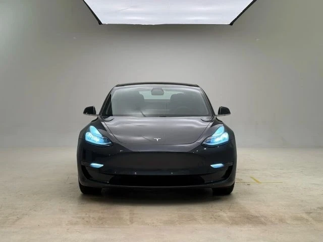 2020 Tesla Model 3 - Image 8 of 20
