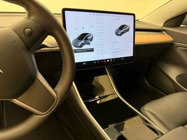 2020 Tesla Model 3 - Image 17 of 20