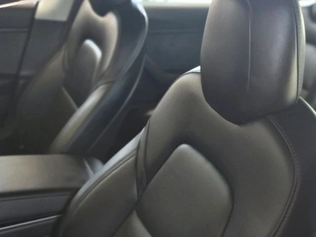 2020 Tesla Model 3 - Image 20 of 21
