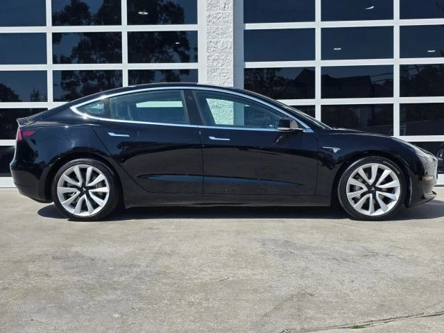 2020 Tesla Model 3 - Image 3 of 21