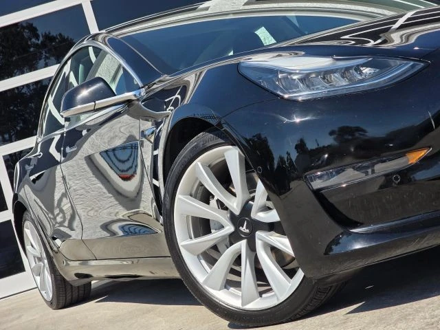 2020 Tesla Model 3 - Image 12 of 21