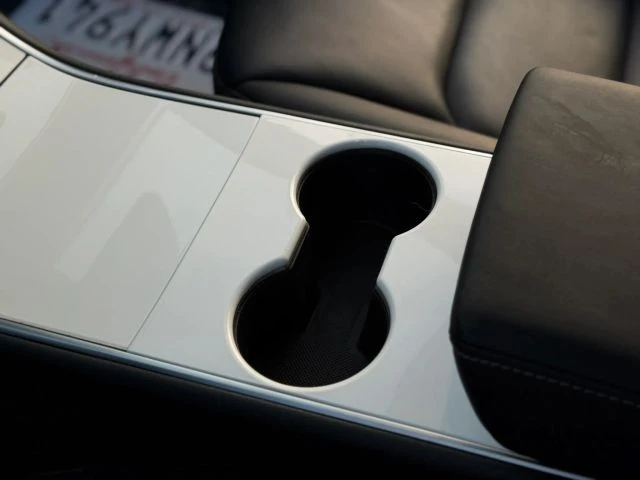 2020 Tesla Model 3 - Image 19 of 21