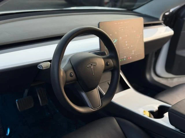 2020 Tesla Model 3 - Image 16 of 21
