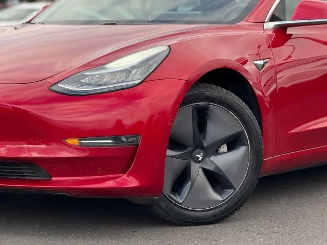 2020 Tesla Model 3 - Image 2 of 12