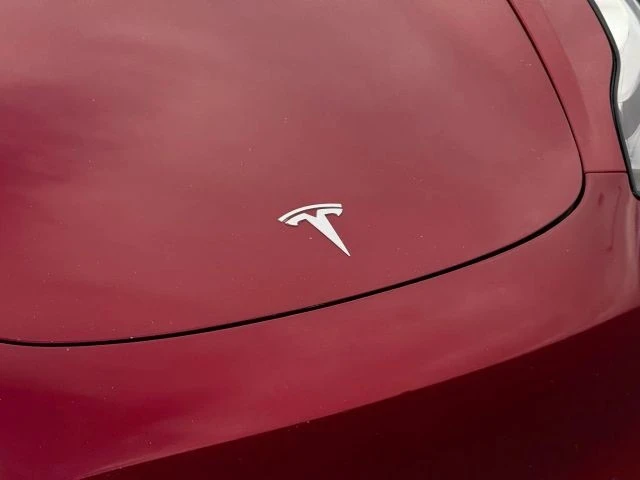 2020 Tesla Model 3 - Image 4 of 12
