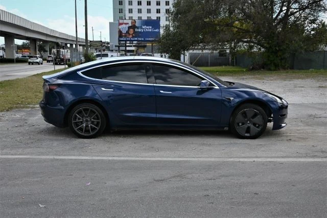 2020 Tesla Model 3 - Image 7 of 13