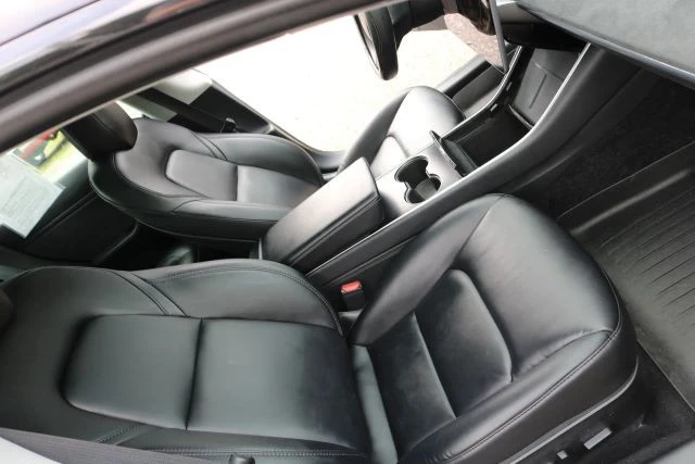 2020 Tesla Model 3 - Image 12 of 12
