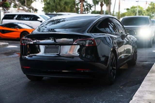 2020 Tesla Model 3 - Image 11 of 21