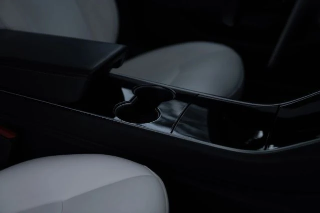 2020 Tesla Model 3 - Image 21 of 21