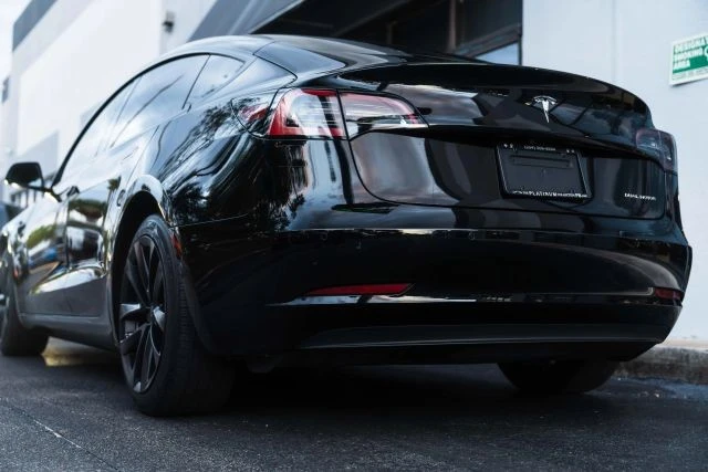 2020 Tesla Model 3 - Image 13 of 21