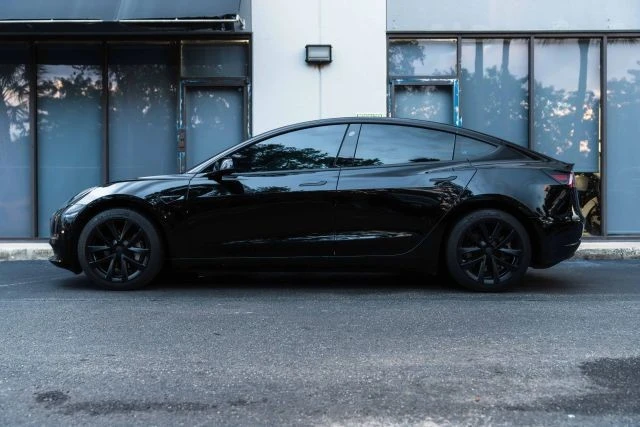 2020 Tesla Model 3 - Image 8 of 21