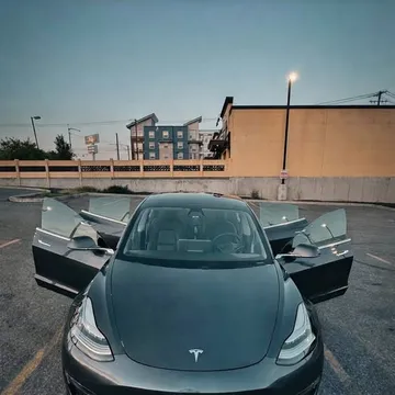 2020 Tesla Model 3 Long Range