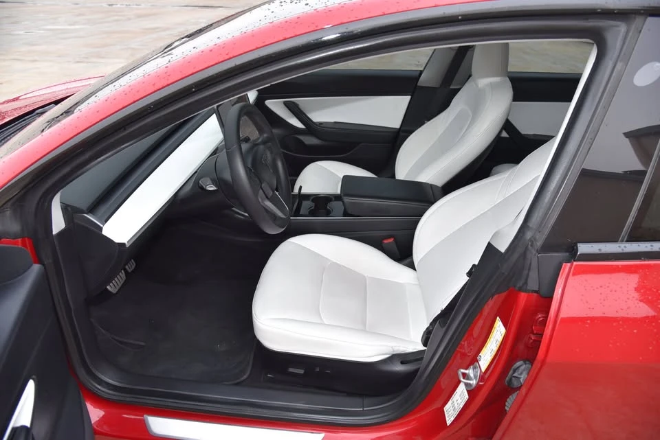 2020 Tesla Model 3 - Image 15 of 20