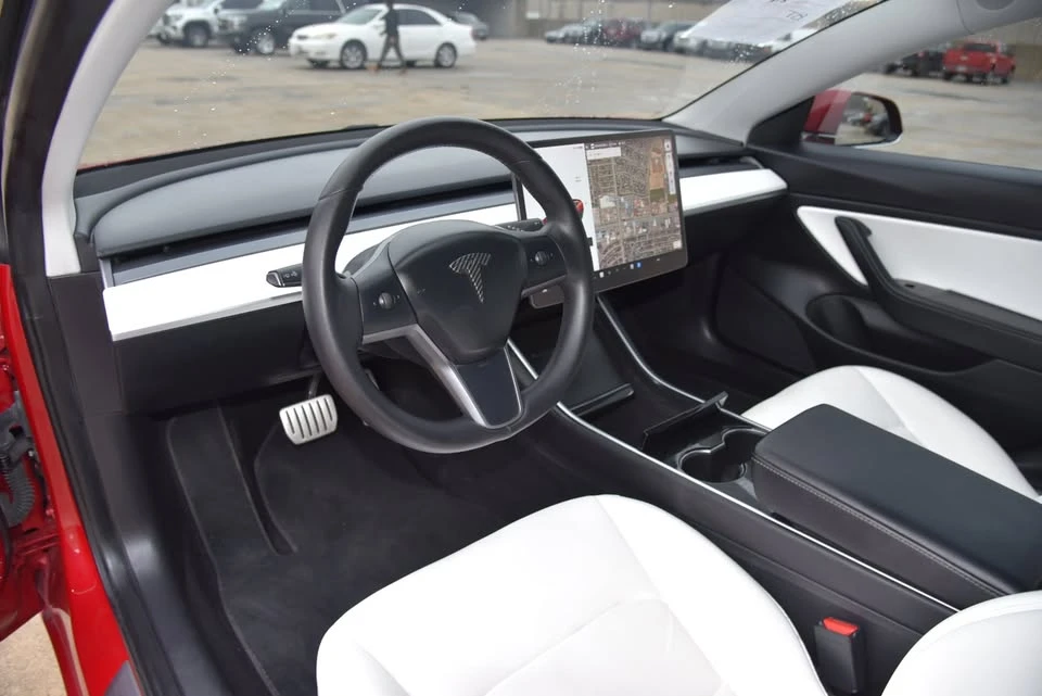 2020 Tesla Model 3 - Image 16 of 20