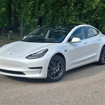 2020 Tesla Model 3 Standard Range Plus