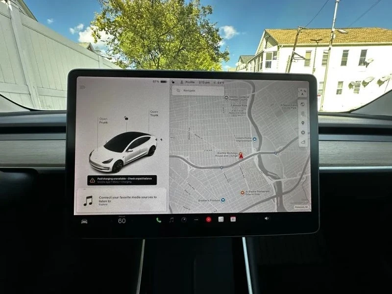 2020 Tesla Model 3 Performance - Image 12 of 12