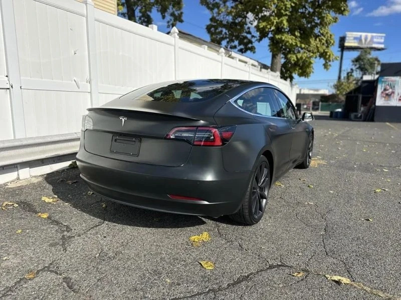 2020 Tesla Model 3 Performance - Image 7 of 12