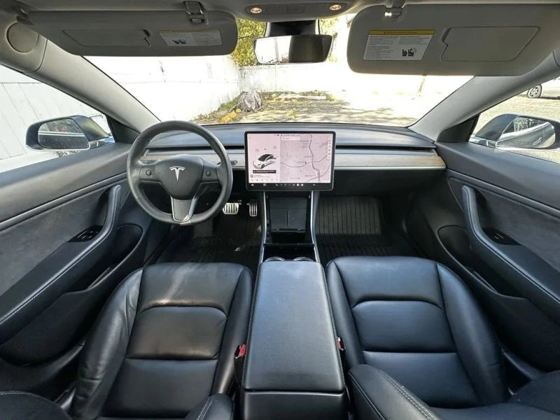 2020 Tesla Model 3 Performance - Image 9 of 12