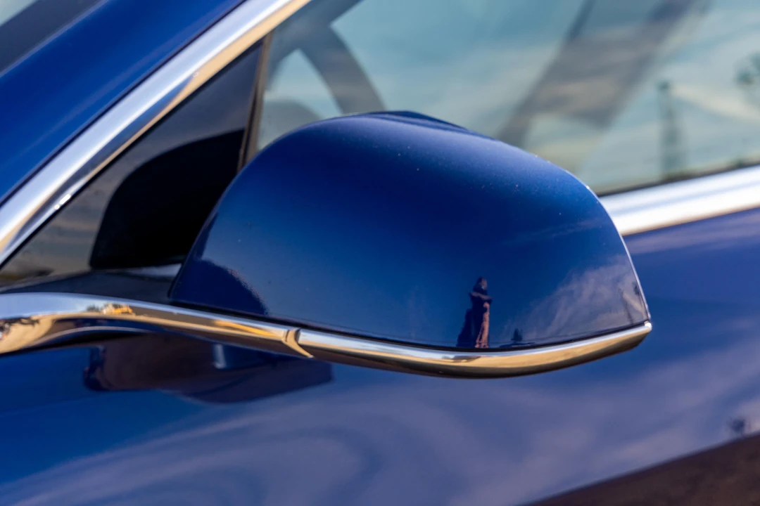 2020 Tesla Model 3 Performance - Image 18 of 31