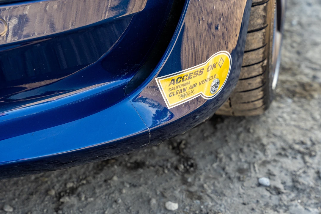 2020 Tesla Model 3 Performance - Image 13 of 31