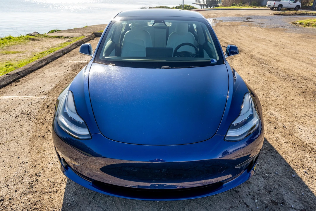 2020 Tesla Model 3 Performance - Image 6 of 31