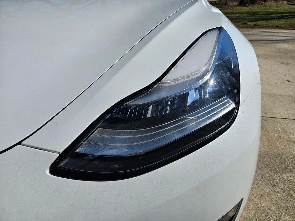2020 Tesla Model 3 Performance - Image 20 of 31