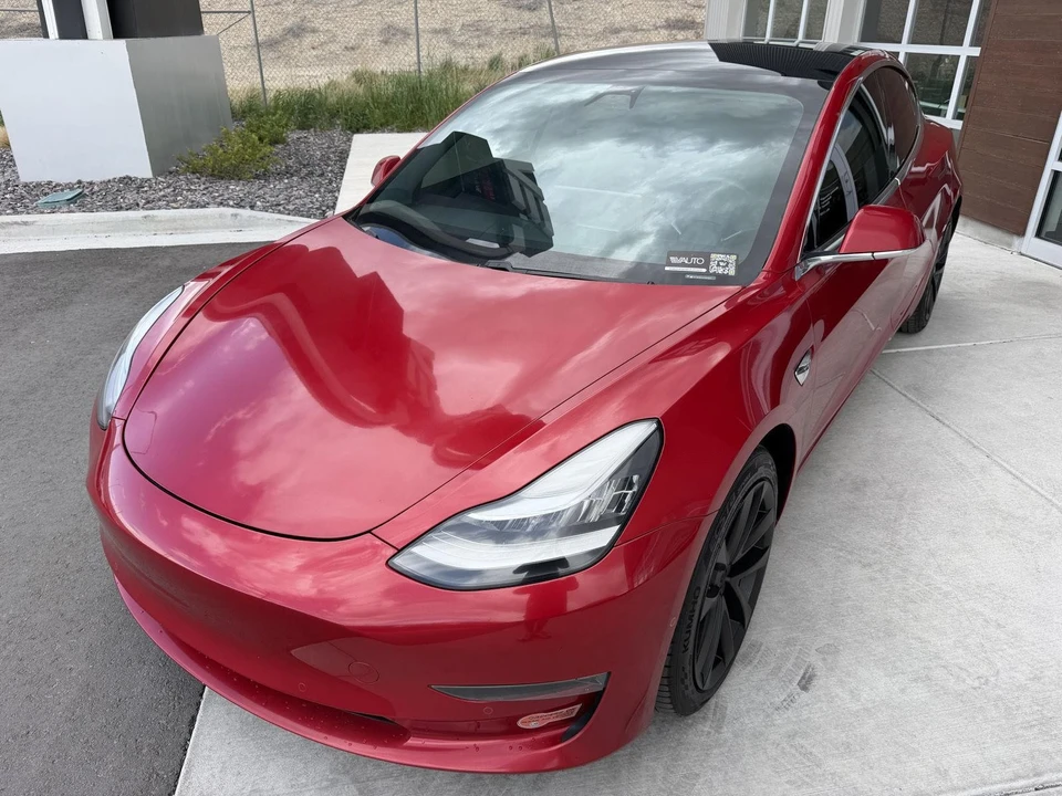 2020 Tesla Model 3 Performance - Image 4 of 21