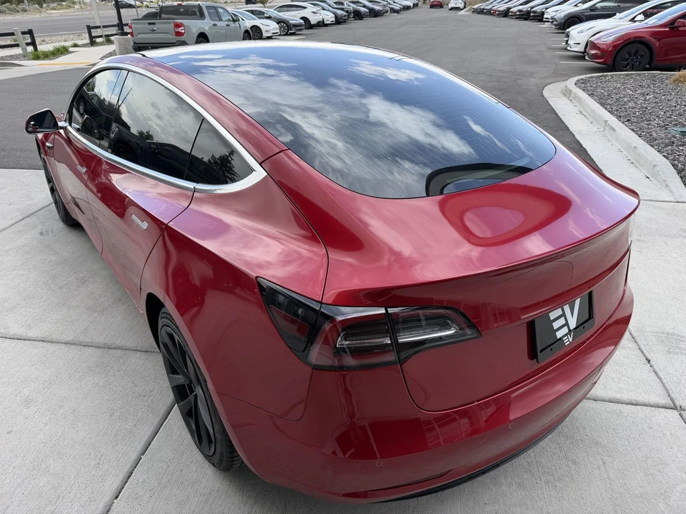 2020 Tesla Model 3 Performance - Image 6 of 21