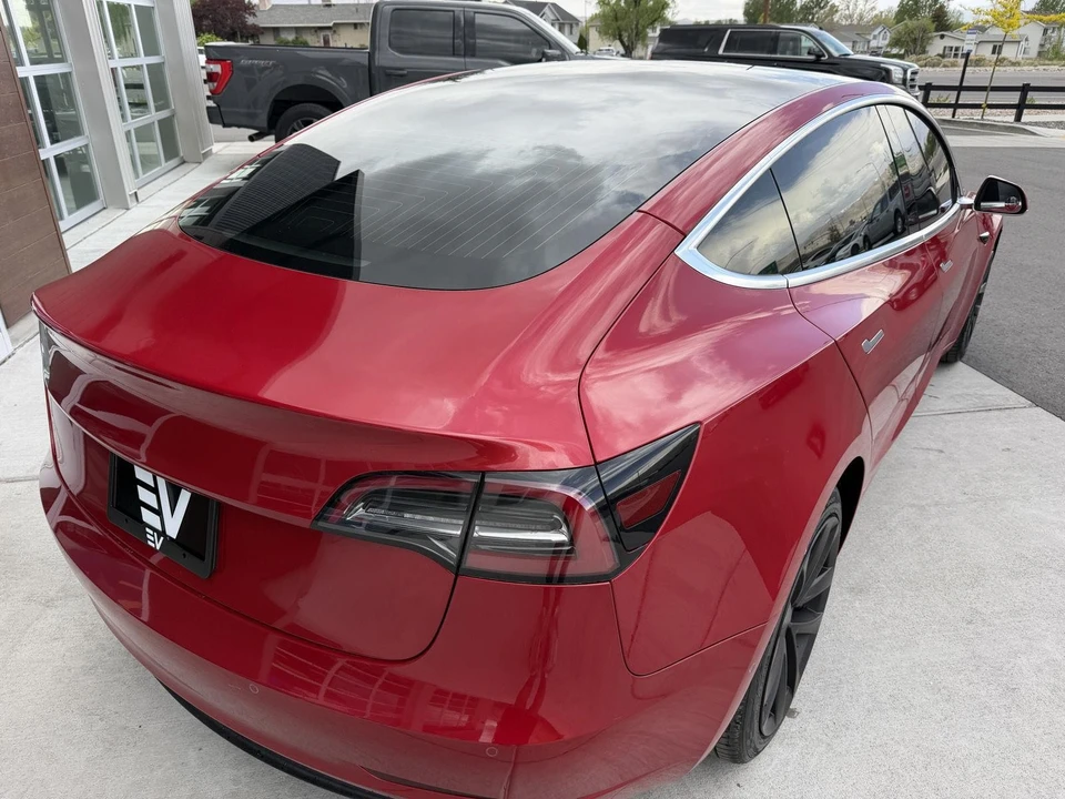 2020 Tesla Model 3 Performance - Image 8 of 21