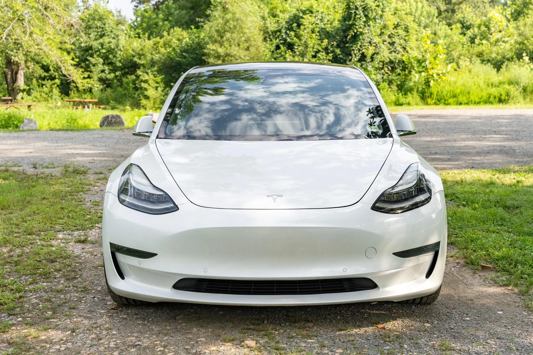 2020 Tesla Model 3 Performance - Image 6 of 31