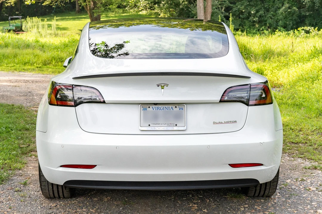 2020 Tesla Model 3 Performance - Image 5 of 31